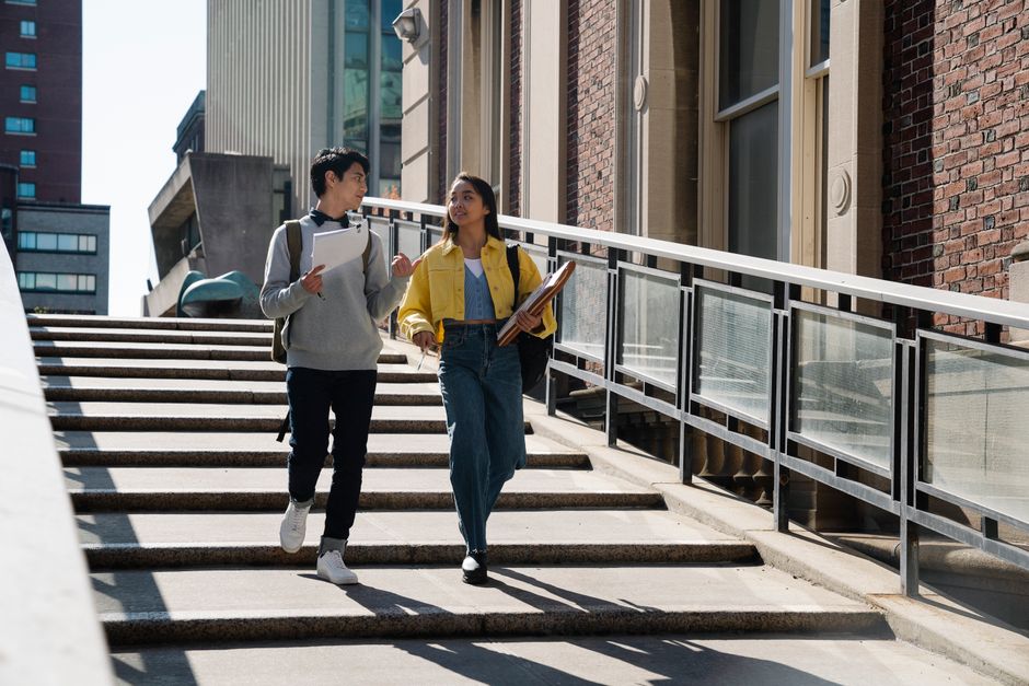 加拿大大學獎學金類型示意
