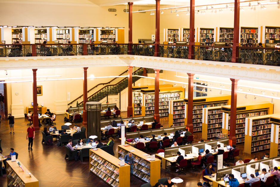 墨爾本大學圖書館內部